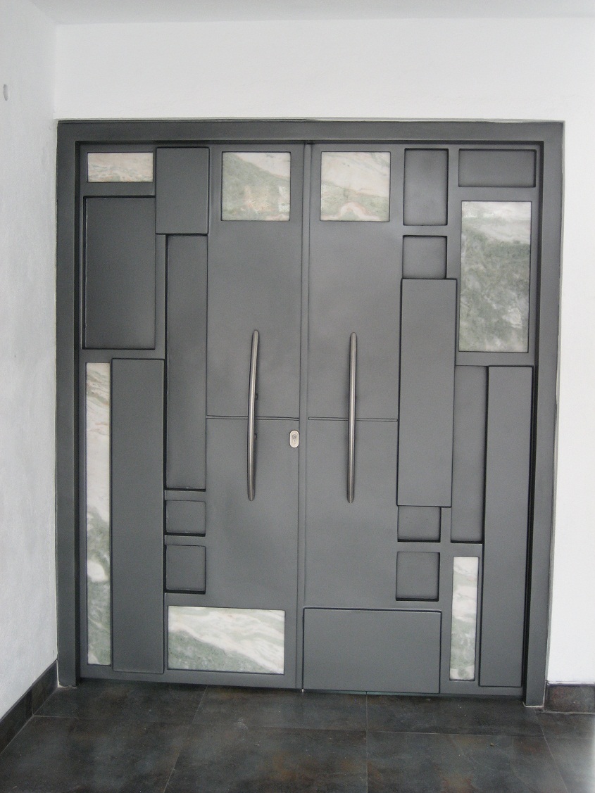 Puerta Modelo 305
